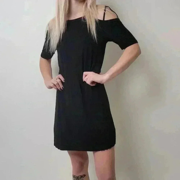 Fabletics Black Sunburst Cold Shoulder Mini Tee Shirt Dress - S - Picture 5 of 7